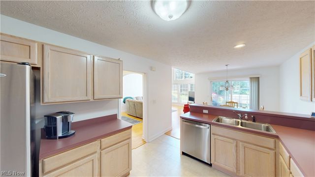 4898 Highland Place Court, Richmond Heights, OH 44143