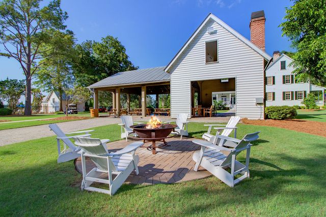251 Ribbon Road, Summerville, SC 29483