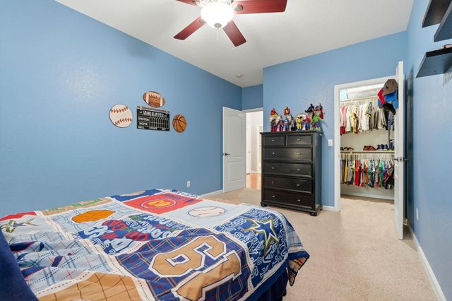 196 Hotchkiss Drive, Lemoore, CA 93245