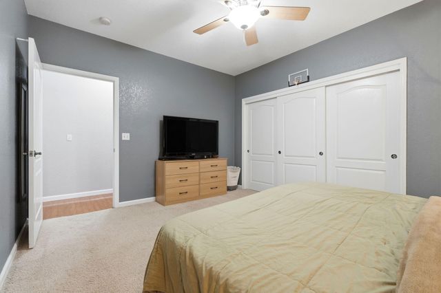 196 Hotchkiss Drive, Lemoore, CA 93245