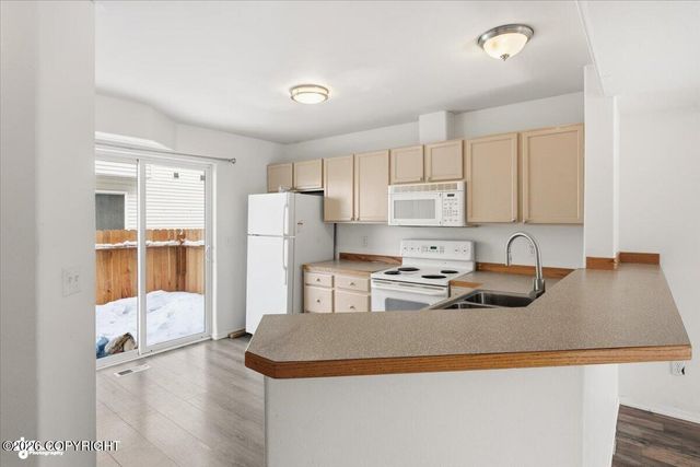 150 Rusty Allen Place, Anchorage, AK 99504