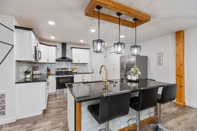 2157 Wallace Avenue, Indianapolis, IN 46218