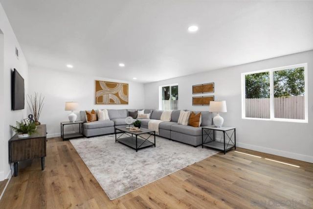 3630 Nassau Dr, San Diego, CA 92115