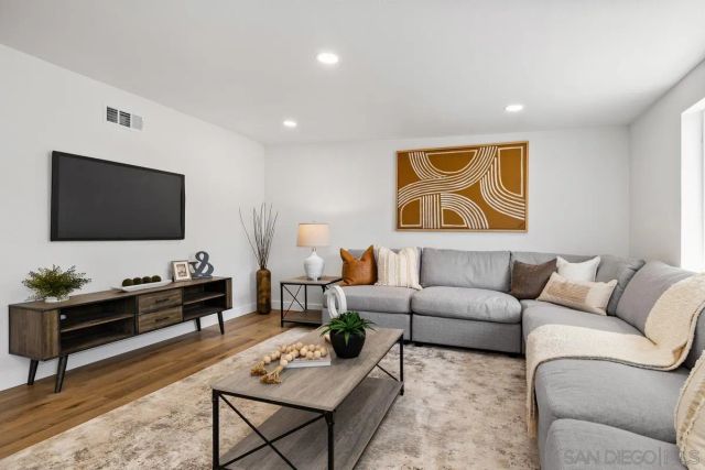 3630 Nassau Dr, San Diego, CA 92115