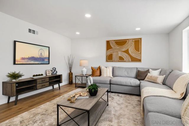 3630 Nassau Dr, San Diego, CA 92115