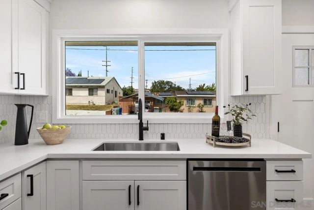 3630 Nassau Dr, San Diego, CA 92115