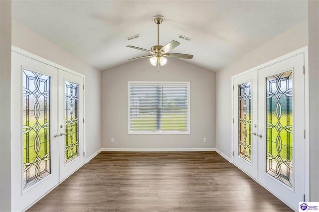 722 Cameron Ridge Road, Shepherdsville, KY 40165
