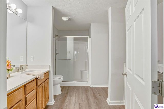 722 Cameron Ridge Road, Shepherdsville, KY 40165
