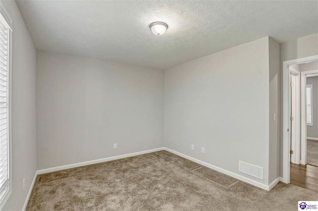 722 Cameron Ridge Road, Shepherdsville, KY 40165