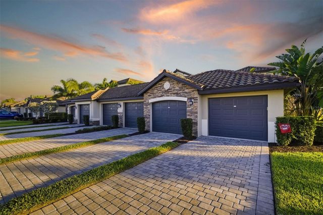 5604 PALMER CIRCLE 206, Lakewood Ranch, FL 34211