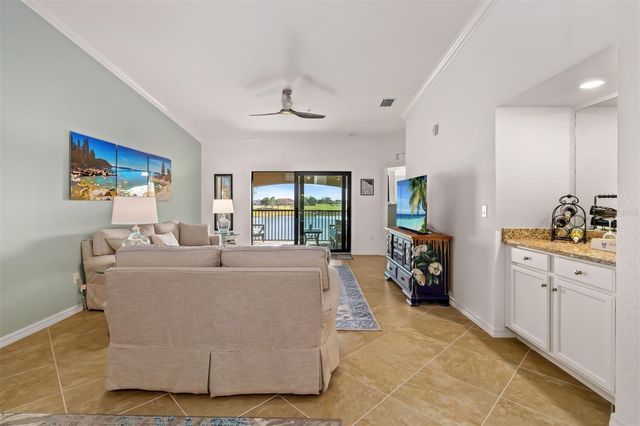 5604 PALMER CIRCLE 206, Lakewood Ranch, FL 34211