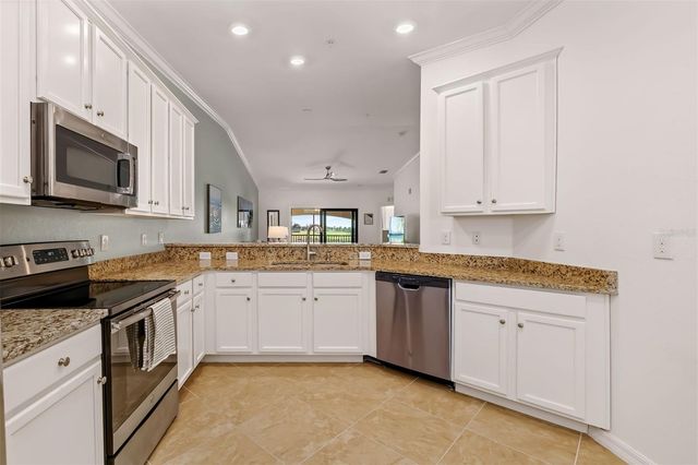 5604 PALMER CIRCLE 206, Lakewood Ranch, FL 34211