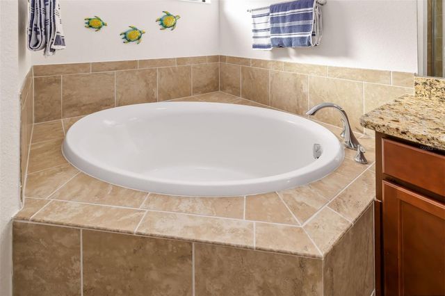 5604 PALMER CIRCLE 206, Lakewood Ranch, FL 34211