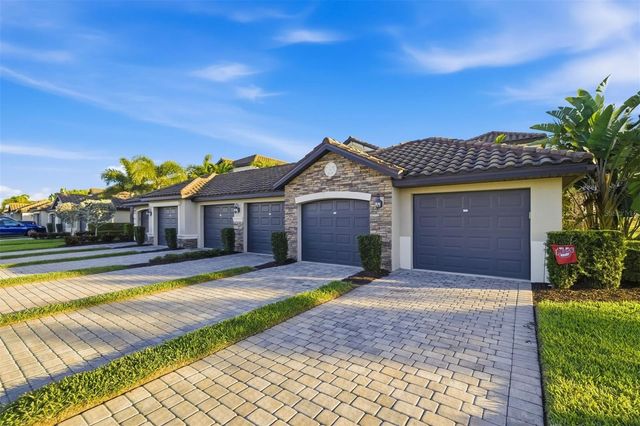 5604 PALMER CIRCLE 206, Lakewood Ranch, FL 34211