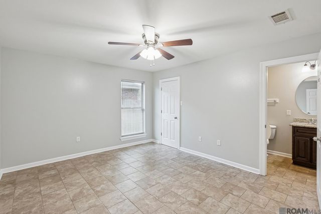 3216 N Foster Dr, Baton Rouge, LA 70805
