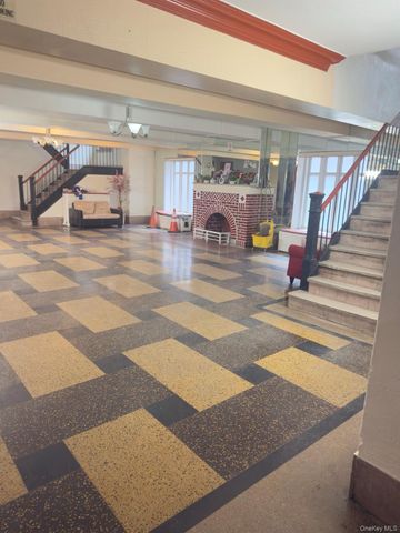 144-44 Sanford Ave, Flushing, NY 11355