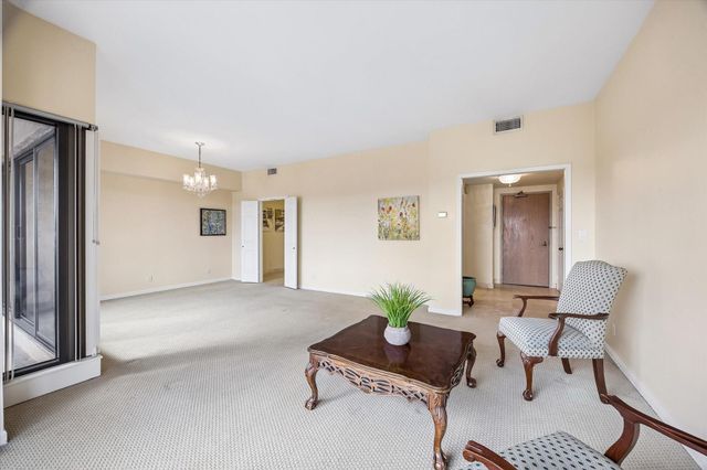 2001 Holcombe Boulevard 1703, Houston, TX 77030