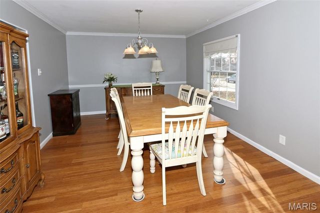 16 Atwater Drive, St Peters, MO 63376