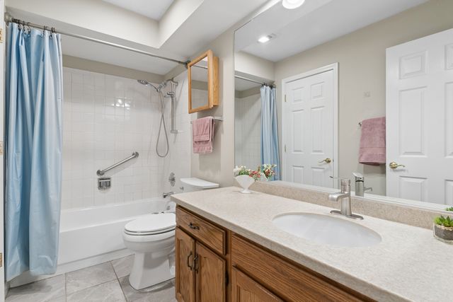 503 Country Lane, Des Plaines, IL 60016