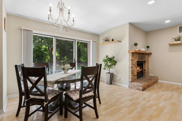 503 Country Lane, Des Plaines, IL 60016