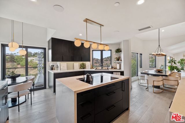 3656 Avenida Del Sol, Studio City, CA 91604