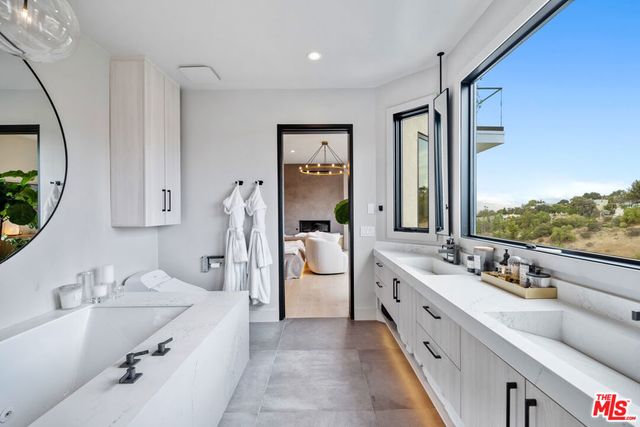 3656 Avenida Del Sol, Studio City, CA 91604