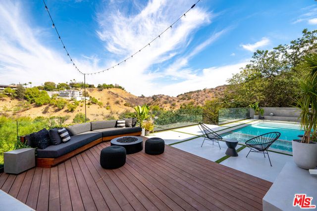 3656 Avenida Del Sol, Studio City, CA 91604