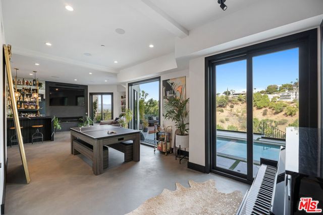 3656 Avenida Del Sol, Studio City, CA 91604