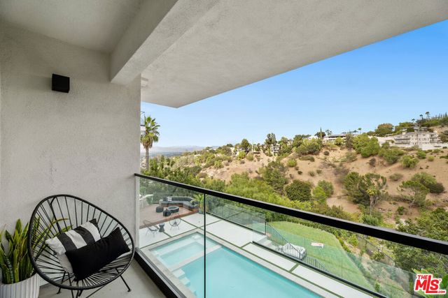 3656 Avenida Del Sol, Studio City, CA 91604