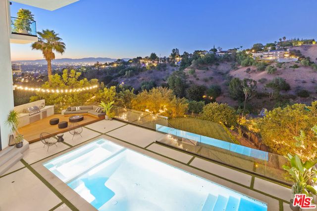 3656 Avenida Del Sol, Studio City, CA 91604