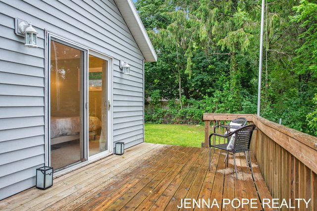 3860 Wilson Beach Road, Twin Lake, MI 49457