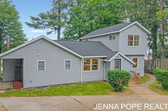 3860 Wilson Beach Road, Twin Lake, MI 49457