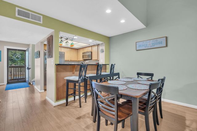 501 Maison Dr Apt B25, Myrtle Beach, SC 29572