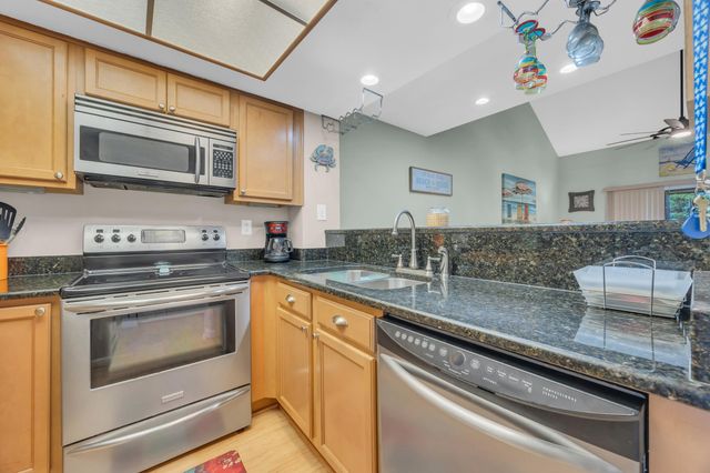 501 Maison Dr Apt B25, Myrtle Beach, SC 29572