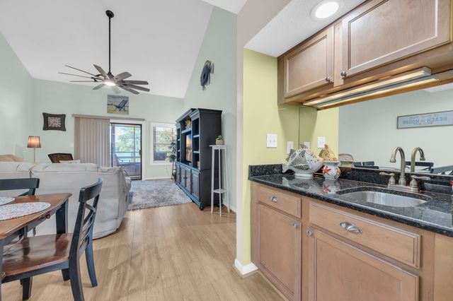 501 Maison Dr Apt B25, Myrtle Beach, SC 29572