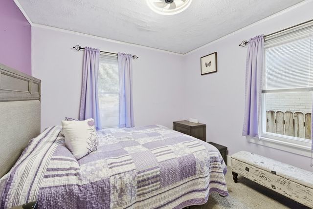 205 S 28TH Street, Council Bluffs, IA 51501