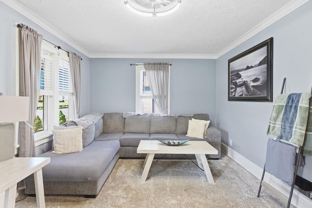 205 S 28TH Street, Council Bluffs, IA 51501