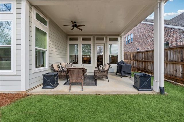 204 Floral Valley Drive, Woodstock, GA 30188