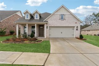 204 Floral Valley Drive, Woodstock, GA 30188