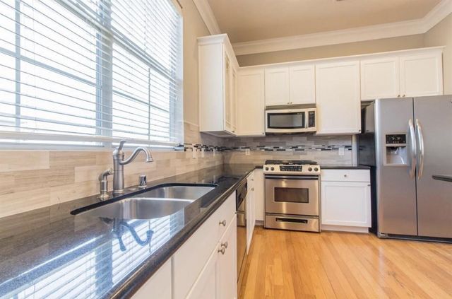 5918 Kansas Street B, Houston, TX 77007