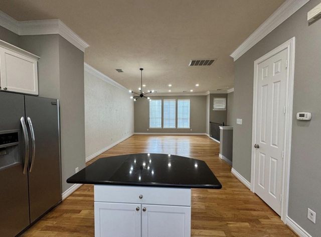 5918 Kansas Street B, Houston, TX 77007