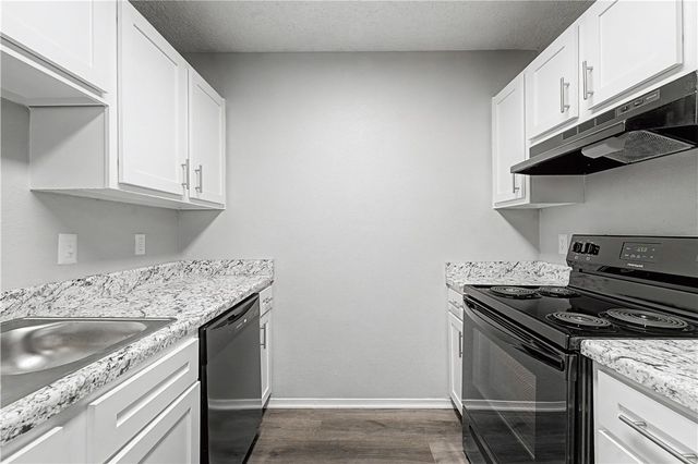 4378 W Thrasher Drive, Fayetteville, AR 72704