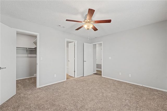 4378 W Thrasher Drive, Fayetteville, AR 72704