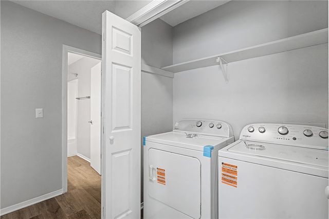 4378 W Thrasher Drive, Fayetteville, AR 72704