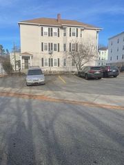 9 Moen 1, Worcester, MA 01605