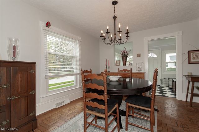 4516 Wood Street, Willoughby, OH 44094