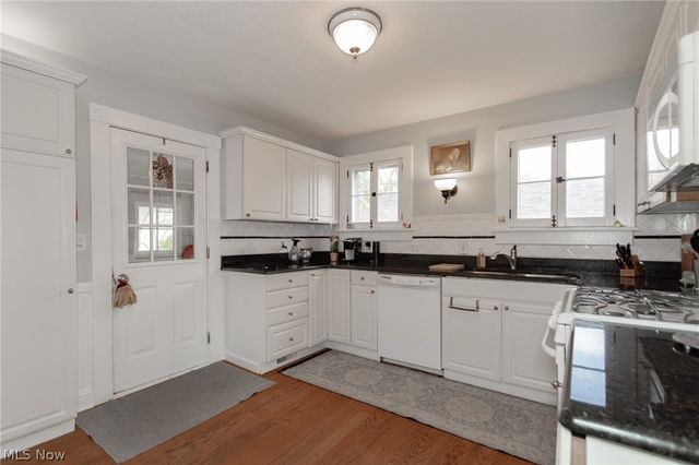 4516 Wood Street, Willoughby, OH 44094