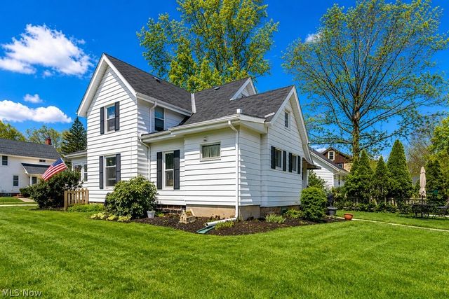 4516 Wood Street, Willoughby, OH 44094