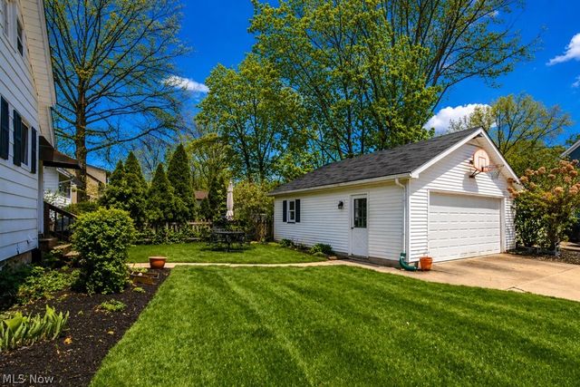 4516 Wood Street, Willoughby, OH 44094