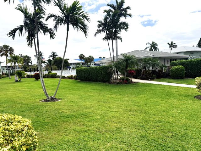 5540 N Ocean Boulevard 110, Ocean Ridge, FL 33435